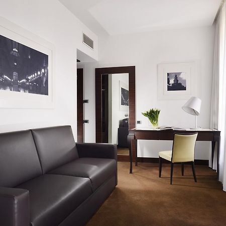 Milano Castello Luxury Apartment Екстер'єр фото
