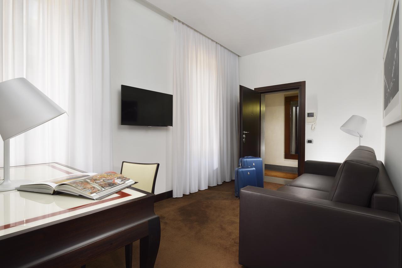 Milano Castello Luxury Apartment Екстер'єр фото