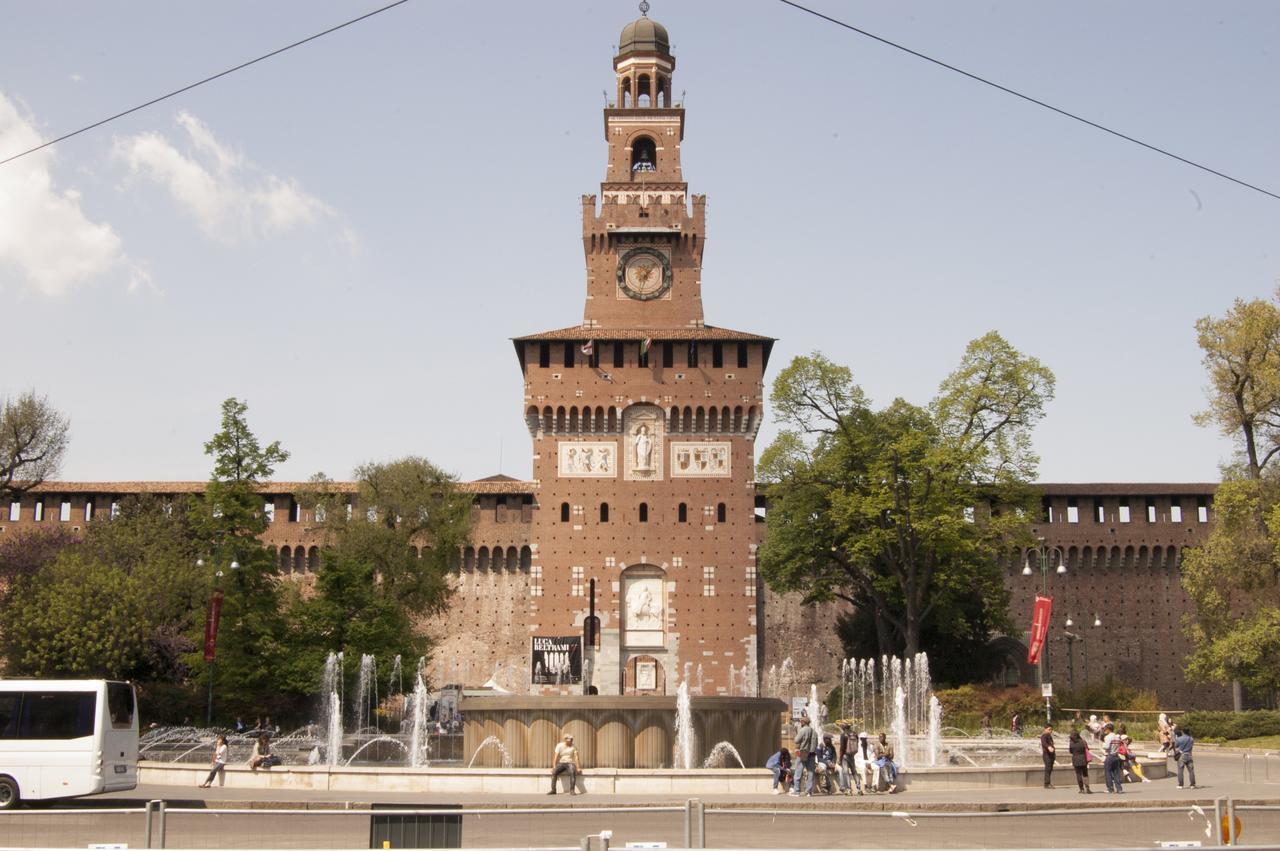 Milano Castello Luxury Apartment Екстер'єр фото